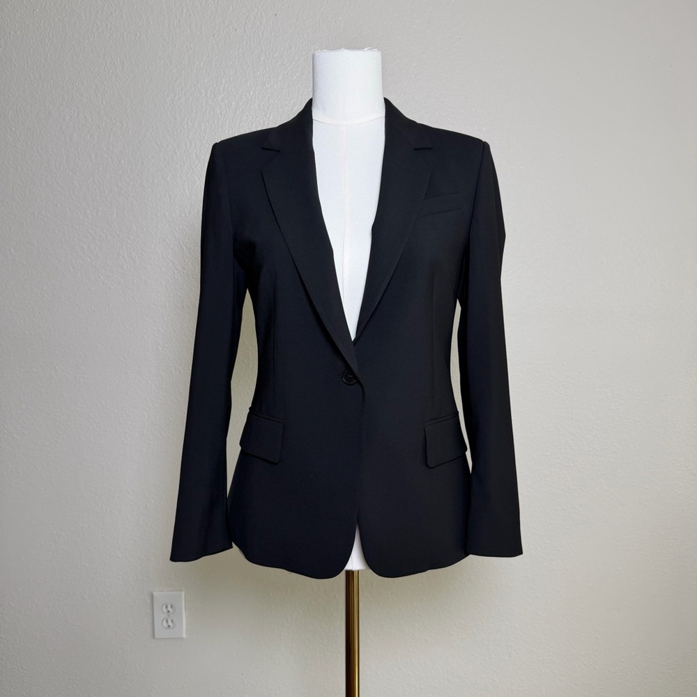 Theory Black Single-Button Blazer (Like New - Size 4)